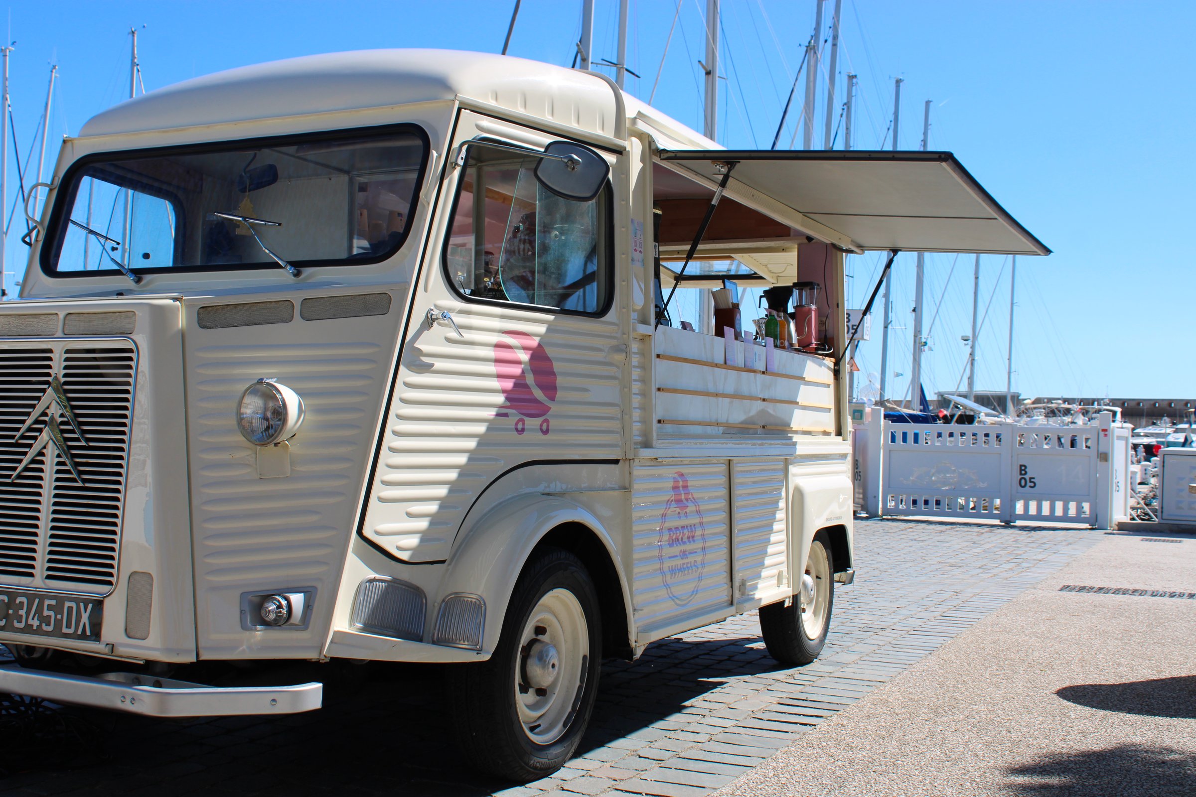Hero — Truck at Port Vauban